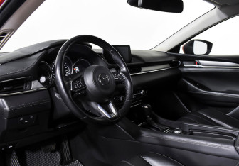 Подержанный автомобиль Mazda 6 Sedan 2019 года (11 фото)