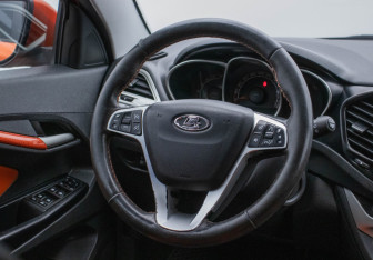 Подержанный автомобиль LADA (ВАЗ) Vesta Wagon 2020 года (15 фото)