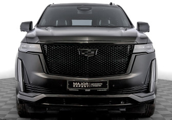 Подержанный автомобиль Cadillac Escalade Suv 2021 года (2 фото)