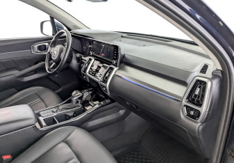Подержанный автомобиль Kia Sorento 2021 года (11 фото)