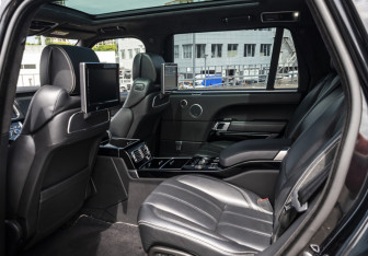 Подержанный автомобиль Land Rover Range Rover 2015 года (14 фото)