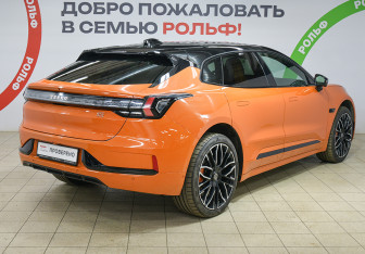 Подержанный автомобиль Zeekr 001 2023 года (4 фото)