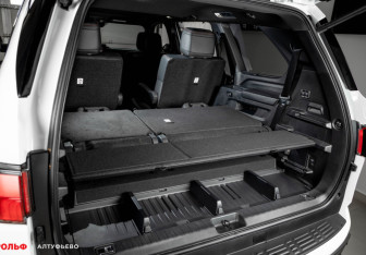 Новый Toyota Sequoia 2025 (17 фото)