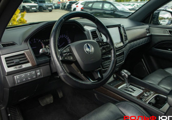 Подержанный автомобиль SsangYong Rexton 2019 года (20 фото)