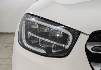 Подержанный автомобиль Mercedes-Benz GLC Coupe 2020 года (17 фото)