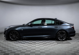 Подержанный автомобиль Cadillac CT5 2021 года (8 фото)