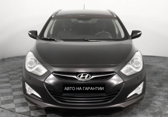 Подержанный автомобиль Hyundai i40 Wagon 2013 года (2 фото)