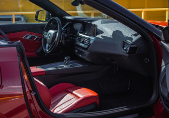Подержанный автомобиль BMW Z4 Roadster 2020 года (7 фото)