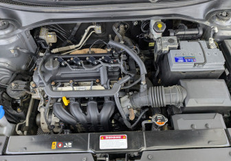 Подержанный автомобиль Kia Rio Hatchback 2021 года (9 фото)