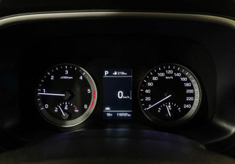 Подержанный автомобиль Hyundai Tucson 2019 года (11 фото)