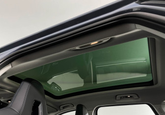 Подержанный автомобиль BMW X1 2025 года (22 фото)