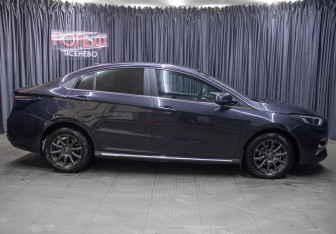 Подержанный автомобиль Omoda S5 2024 года (4 фото)