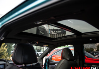 Подержанный автомобиль Geely Coolray 2024 года (13 фото)