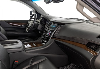 Подержанный автомобиль Cadillac Escalade Suv 2019 года (13 фото)