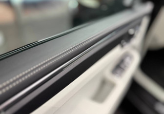 Новый Porsche Macan 2025 (10 фото)