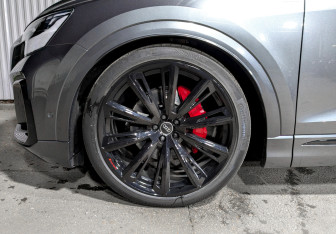 Новый Audi Q8 2025 (7 фото)