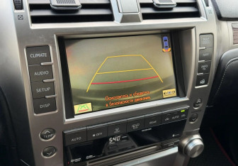 Подержанный автомобиль Lexus GX 2010 года (14 фото)