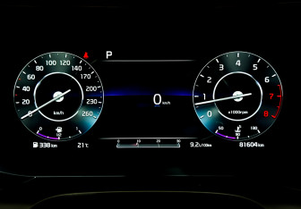 Подержанный автомобиль Kia K5 2021 года (13 фото)