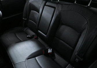 Подержанный автомобиль Nissan Qashqai 2007 года (12 фото)