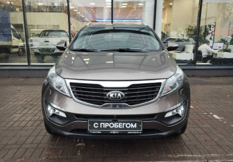 Подержанный автомобиль Kia Sportage 2013 года (2 фото)