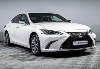 Подержанный автомобиль Lexus ES 2019 года (3 фото)