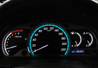 Подержанный автомобиль Toyota Venza 2015 года (11 фото)