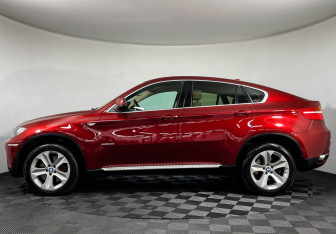 Подержанный автомобиль BMW X6 2009 года (5 фото)