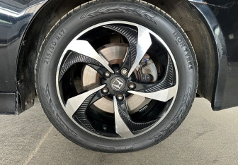 Подержанный автомобиль Honda Accord Sedan 2007 года (21 фото)