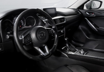 Подержанный автомобиль Mazda 6 Sedan 2017 года (13 фото)