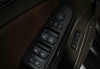 Подержанный автомобиль Chevrolet Tahoe 2018 года (15 фото)