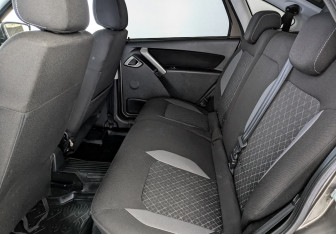 Подержанный автомобиль LADA (ВАЗ) Granta Liftback 2021 года (18 фото)