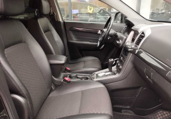 Подержанный автомобиль Chevrolet Captiva 2013 года (10 фото)