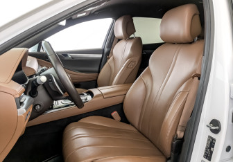 Подержанный автомобиль Genesis G80 2021 года (20 фото)