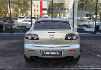 Подержанный автомобиль Mazda 3 Sedan 2008 года (7 фото)