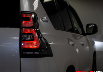 Подержанный автомобиль Toyota Land Cruiser Prado 2021 года (34 фото)