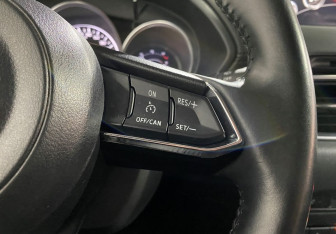 Подержанный автомобиль Mazda CX-5 2022 года (16 фото)