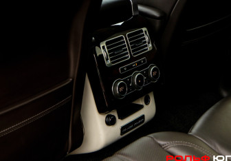 Подержанный автомобиль Land Rover Range Rover 2014 года (17 фото)