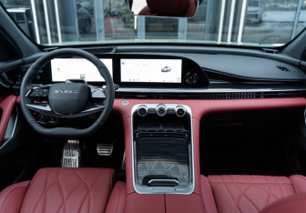 Новый Exeed RX 2025 (10 фото)