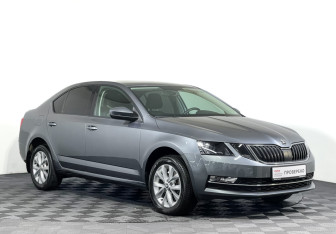 Подержанный автомобиль Skoda Octavia Liftback 2018 года (3 фото)