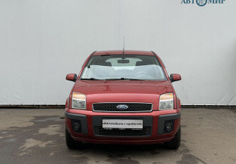 Подержанный автомобиль Ford Fusion 2007 года (2 фото)