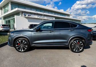 Подержанный автомобиль Geely Tugella 2022 года (8 фото)