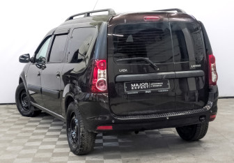 Подержанный автомобиль LADA (ВАЗ) Largus Wagon 2015 года (7 фото)