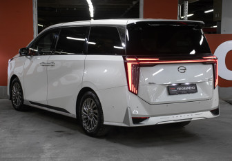 Подержанный автомобиль GAC M8 2024 года (7 фото)