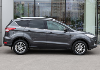 Подержанный автомобиль Ford Kuga 2016 года (4 фото)