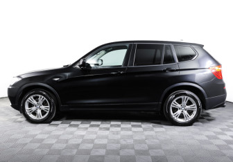 Подержанный автомобиль BMW X3 2013 года (8 фото)
