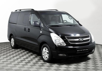 Подержанный автомобиль Hyundai Grand Starex 2008 года (2 фото)