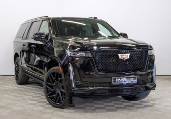 Подержанный автомобиль Cadillac Escalade Suv 2021 года (3 фото)