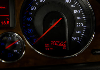 Подержанный автомобиль Volkswagen Passat Sedan 2008 года (10 фото)