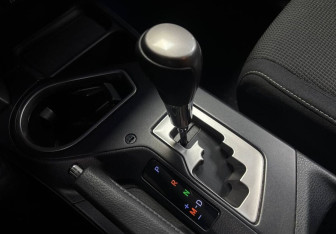 Подержанный автомобиль Toyota RAV4 2018 года (19 фото)