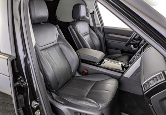 Подержанный автомобиль Land Rover Discovery 2017 года (24 фото)